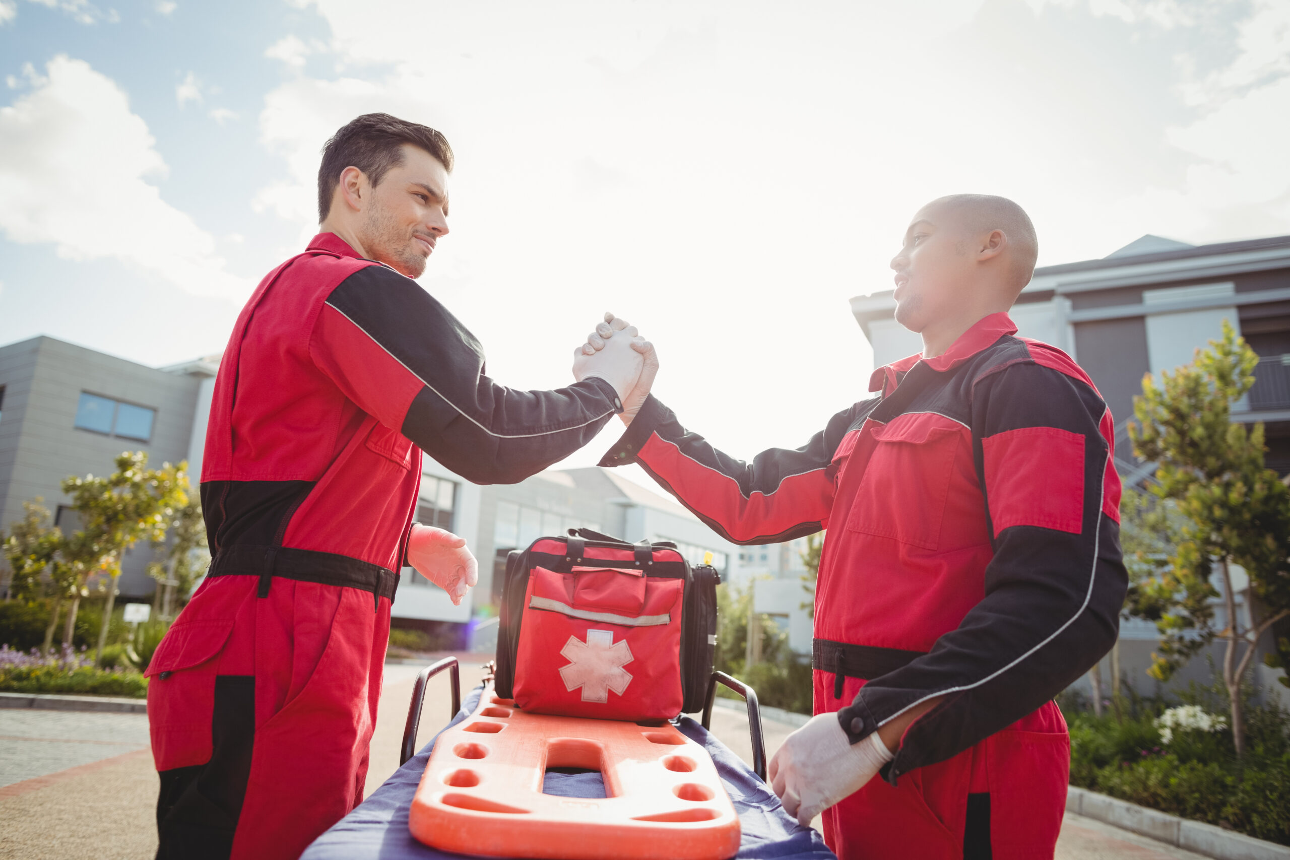 5 Reasons Why You Should Use Emergency Healthcare Services